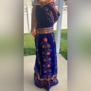 Palestinian Thobe